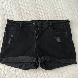 Old Navy Mid Rise Boyfriend Black Denim Short